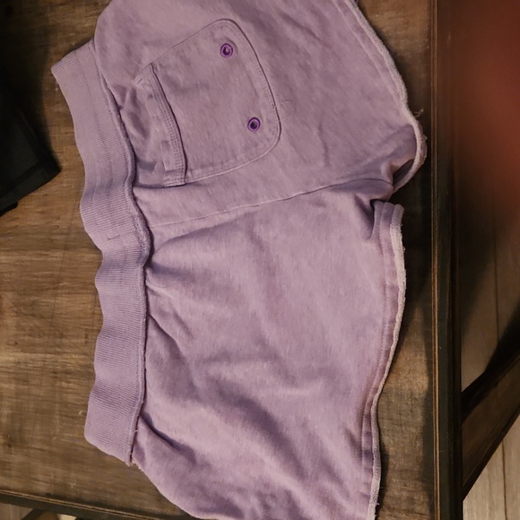 Shorts - Picture 4 of 5